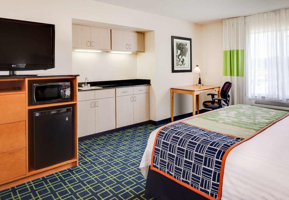 Fairfield Inn Manhattan, Kansas Екстер'єр фото
