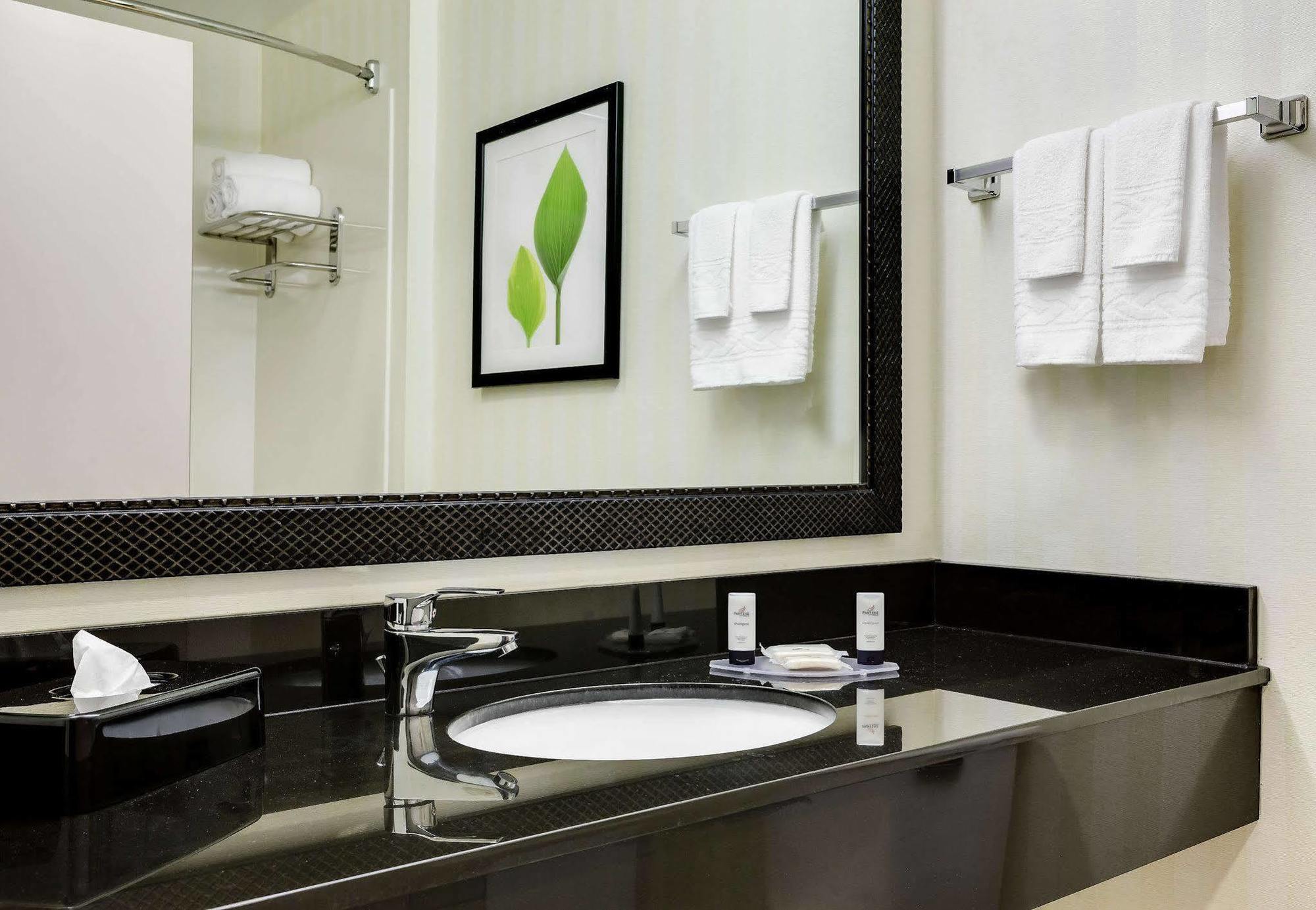 Fairfield Inn Manhattan, Kansas Екстер'єр фото